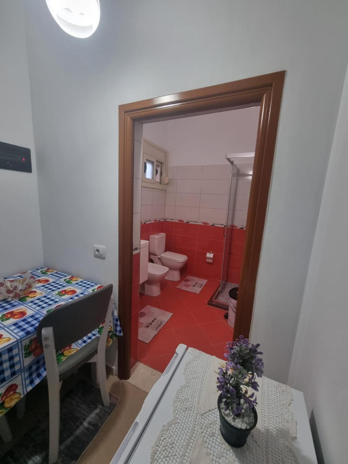 Vila Megi-Rent Room Vlora Kültér fotó