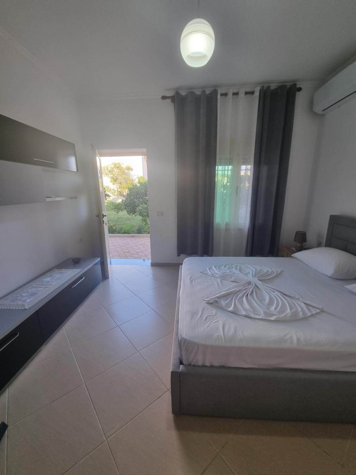 Vila Megi-Rent Room Vlora Szoba fotó