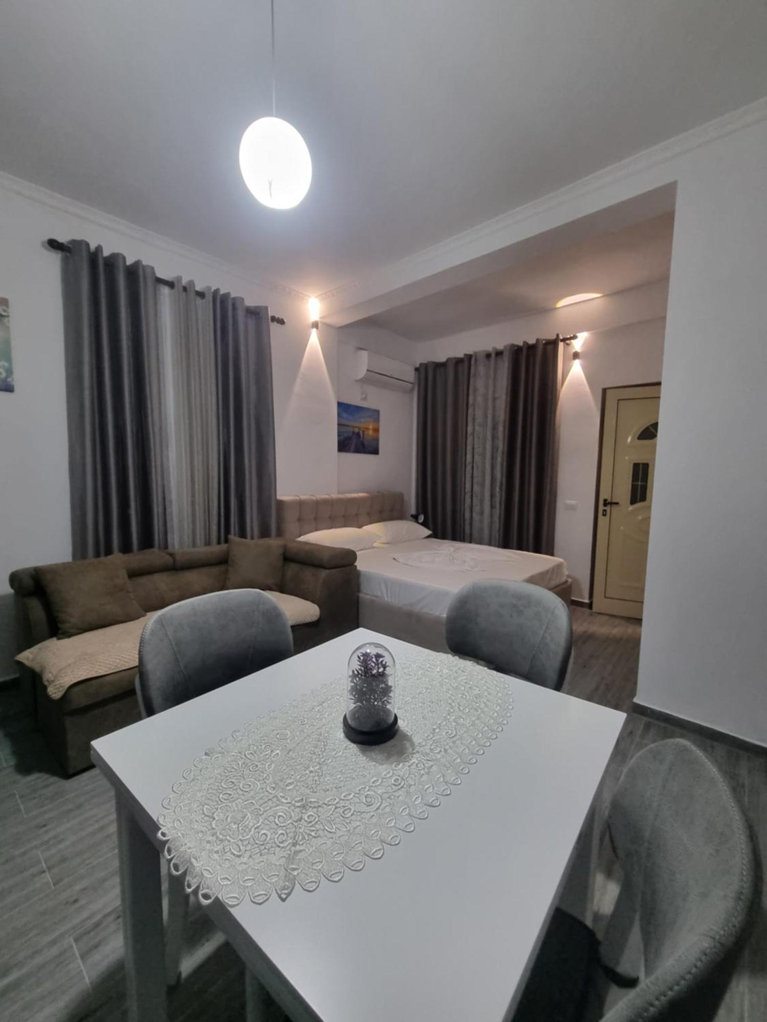 Vila Megi-Rent Room Vlora Szoba fotó