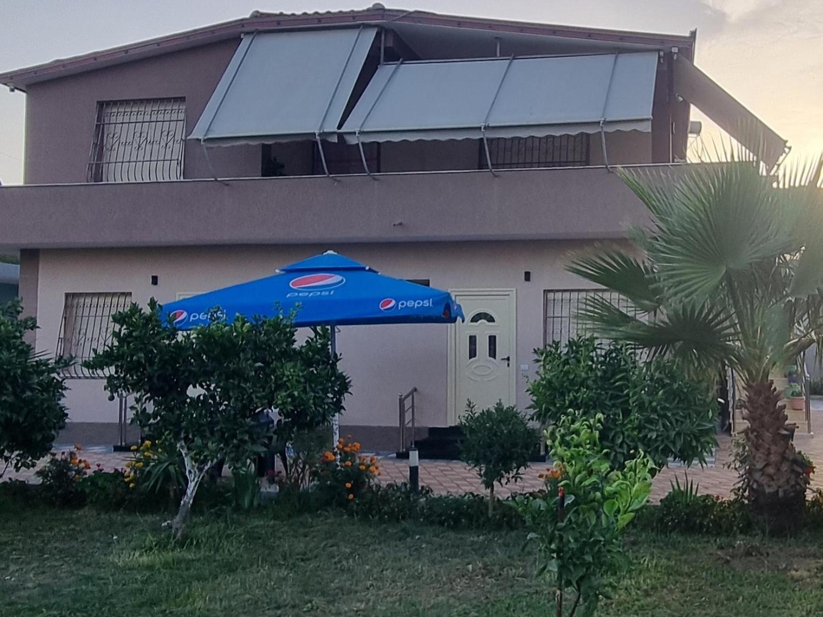 Vila Megi-Rent Room Vlora Kültér fotó