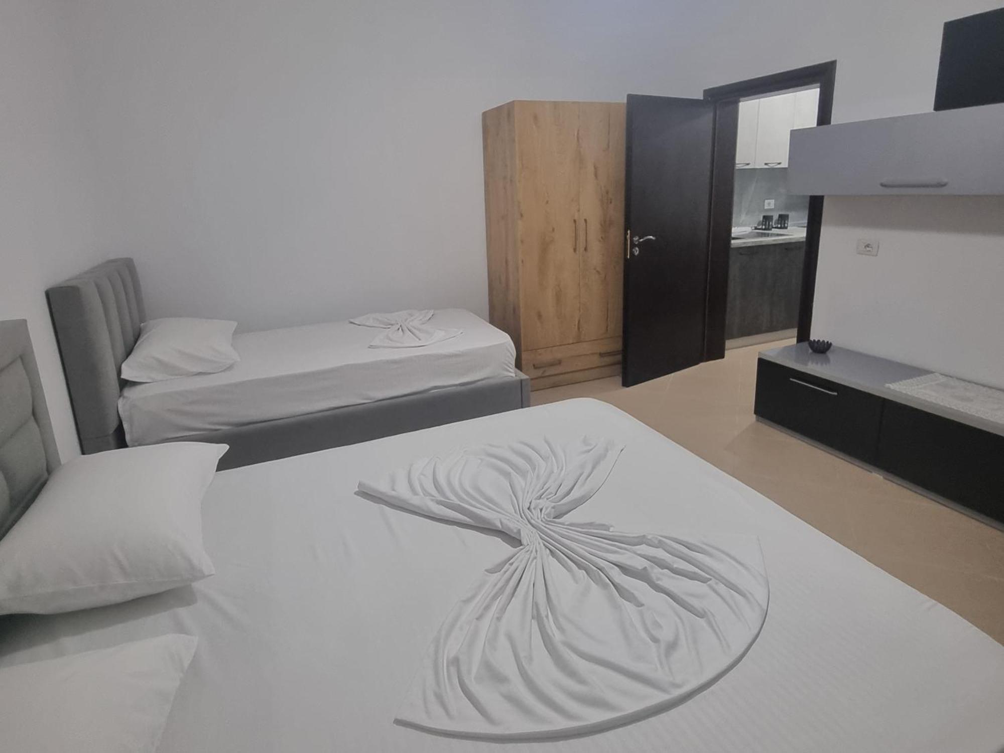 Vila Megi-Rent Room Vlora Kültér fotó