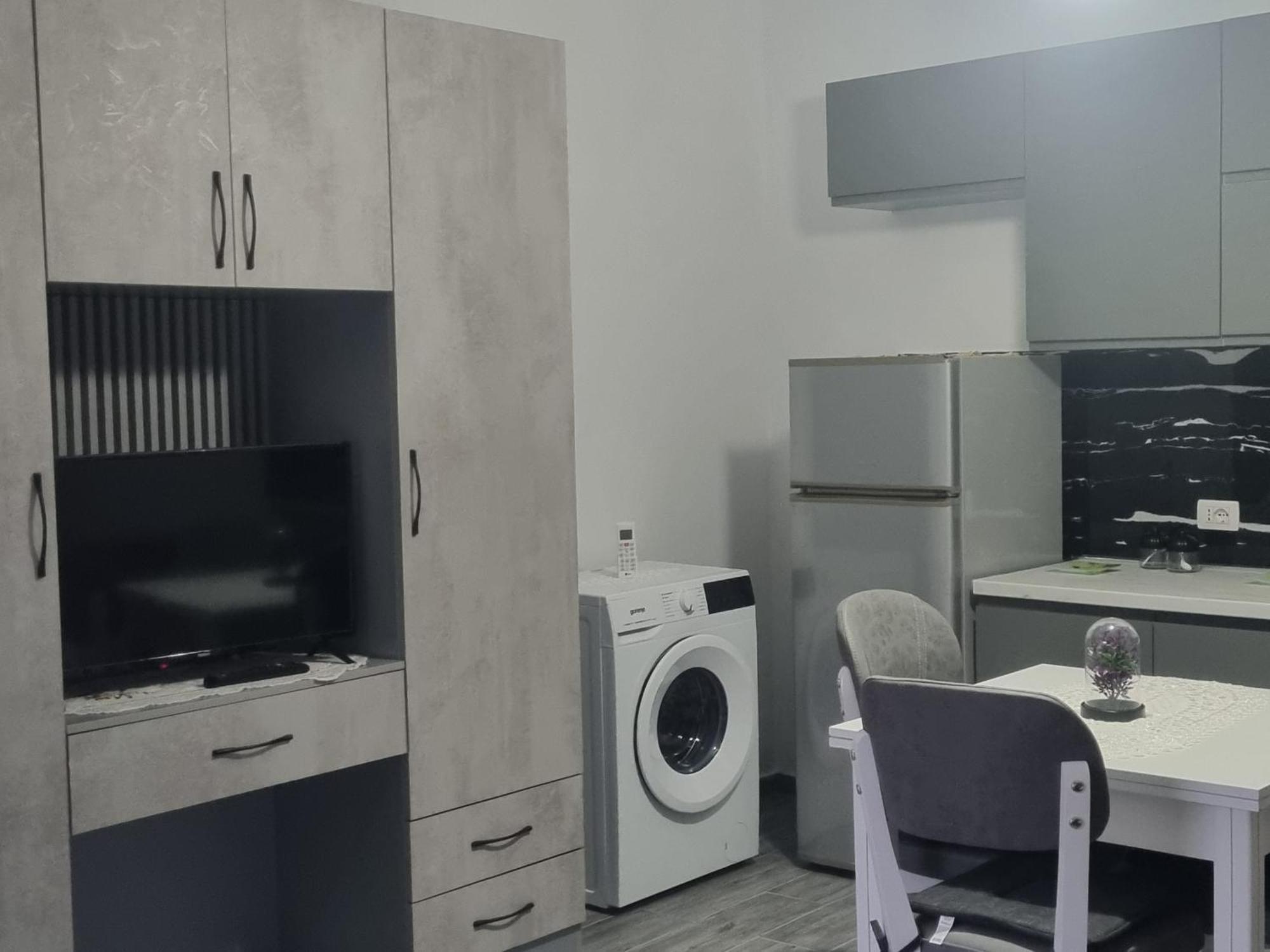Vila Megi-Rent Room Vlora Kültér fotó