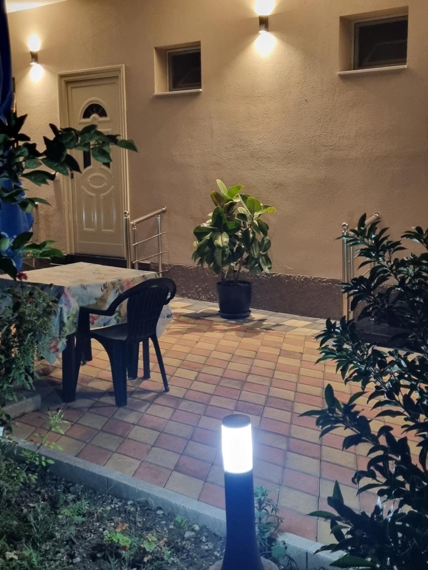 Vila Megi-Rent Room Vlora Kültér fotó
